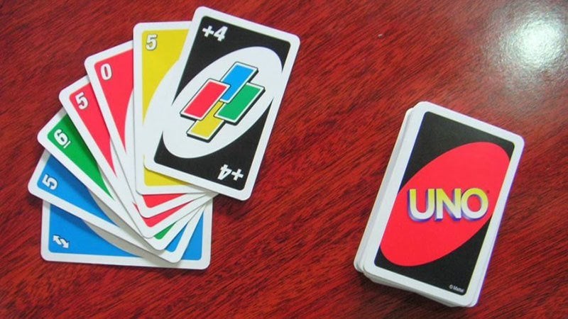 Cách chia bài Uno đơn giản